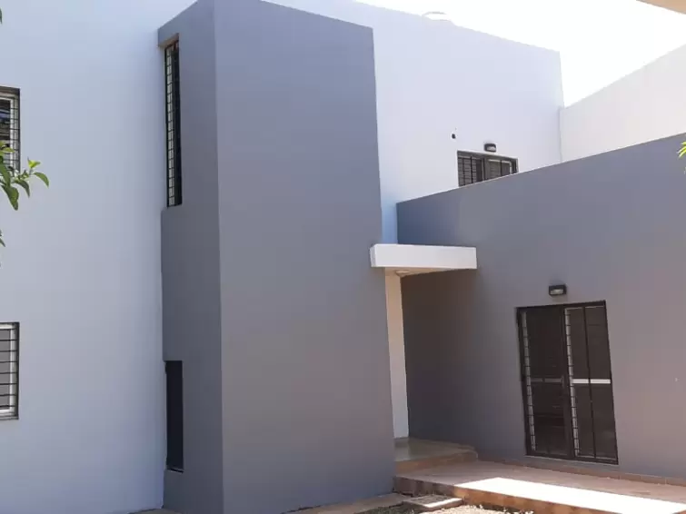 EXCELENTE  DUPLEX 3 DORMITORIOS